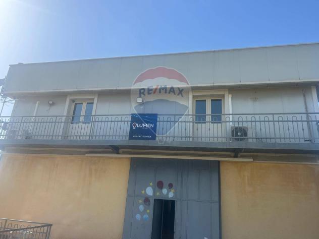 negozio in affitto a Partinico