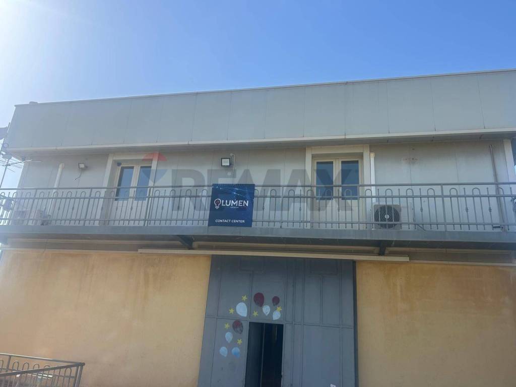 negozio in affitto a Partinico