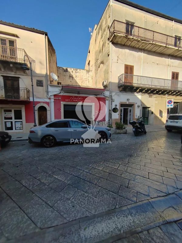 locale commerciale in affitto a Partinico