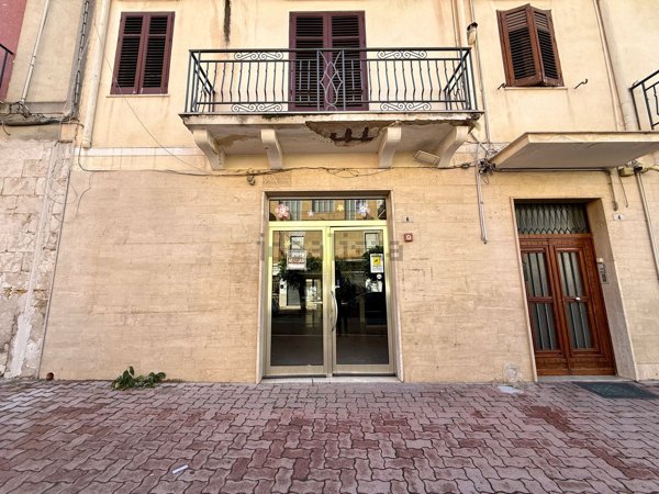 locale commerciale in affitto a Partinico