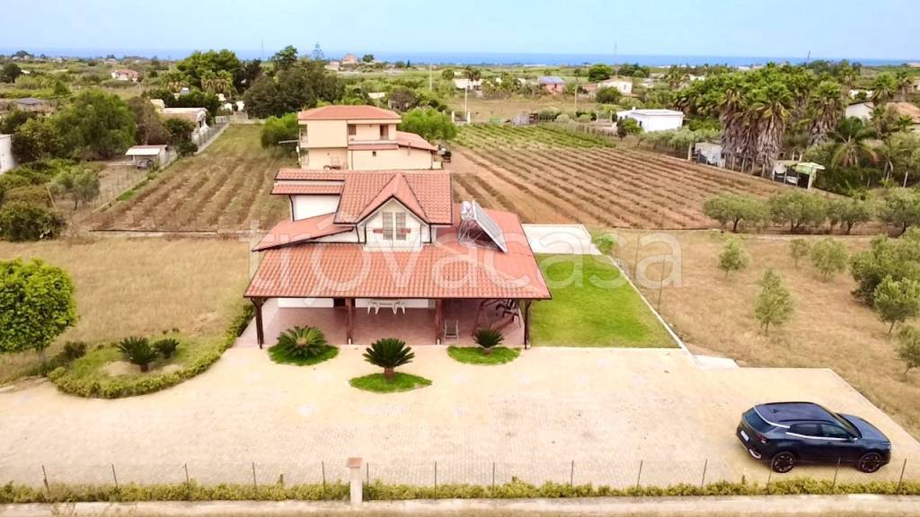 casa indipendente in affitto a Partinico