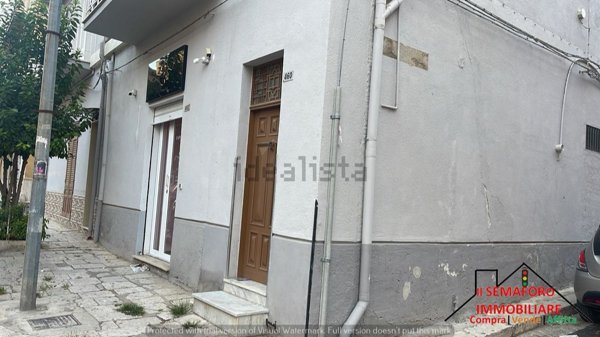 locale di sgombero in affitto a Partinico