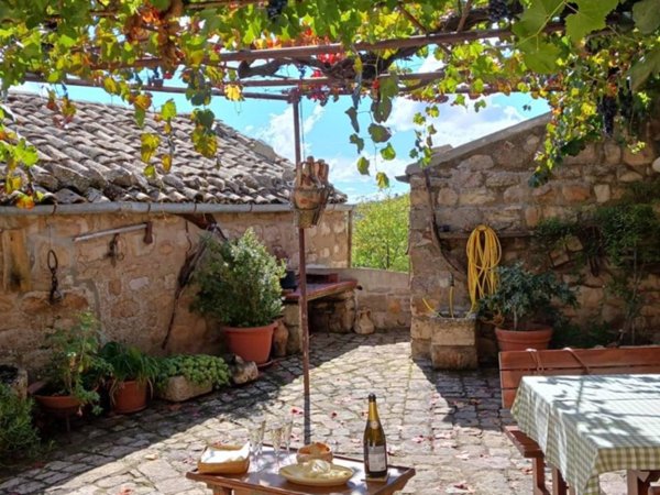 casa indipendente in affitto a Petralia Soprana in zona Fasanò