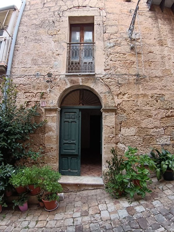 appartamento in affitto a Polizzi Generosa