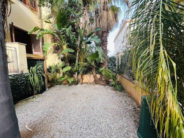 casa indipendente in affitto a Santa Flavia in zona Sant'Elia