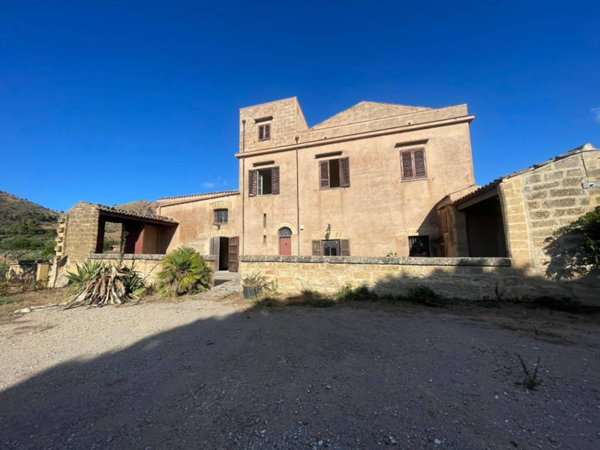 casa indipendente in affitto a Santa Flavia in zona Solanto
