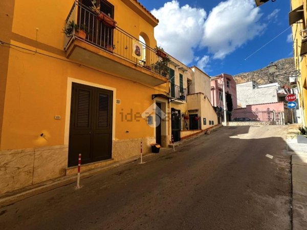 appartamento in affitto a Santa Flavia in zona Sant'Elia