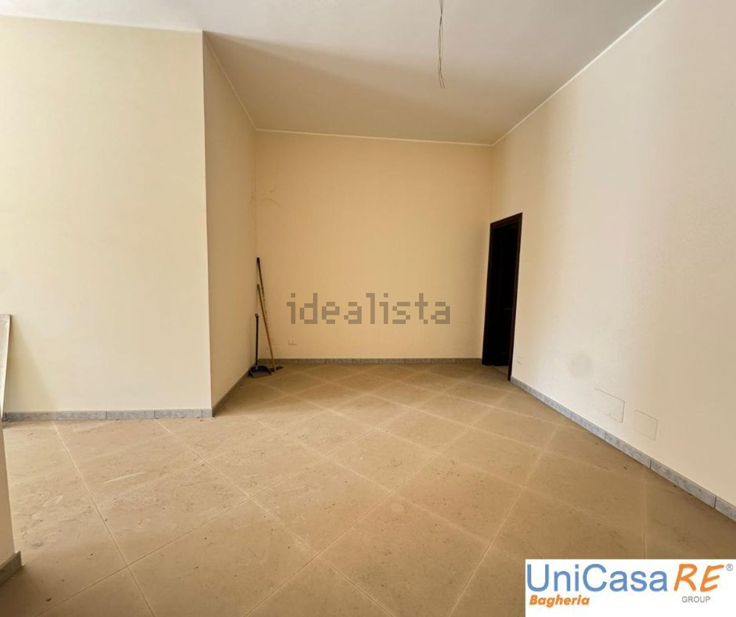 locale commerciale in affitto a Santa Flavia in zona Sant'Elia