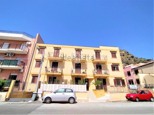 appartamento in affitto a Santa Flavia in zona Sant'Elia