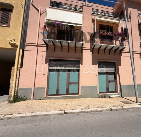 negozio in affitto a Santa Flavia