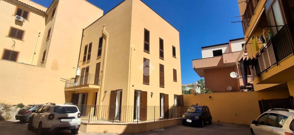 casa indipendente in affitto a Santa Flavia in zona Sant'Elia