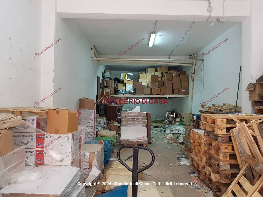 locale commerciale in affitto a Termini Imerese