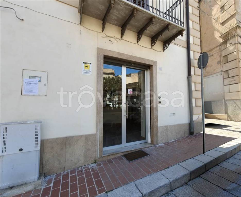 negozio in affitto a Termini Imerese