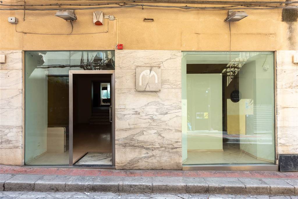 negozio in affitto a Termini Imerese