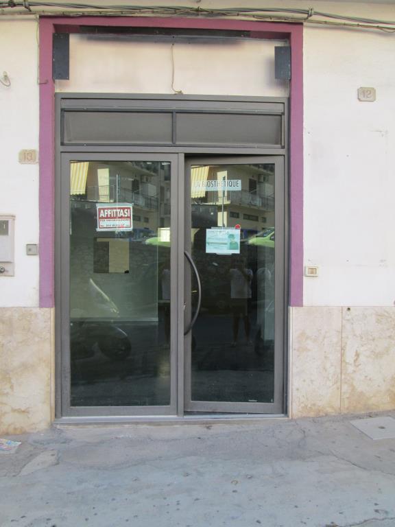 locale commerciale in affitto a Termini Imerese