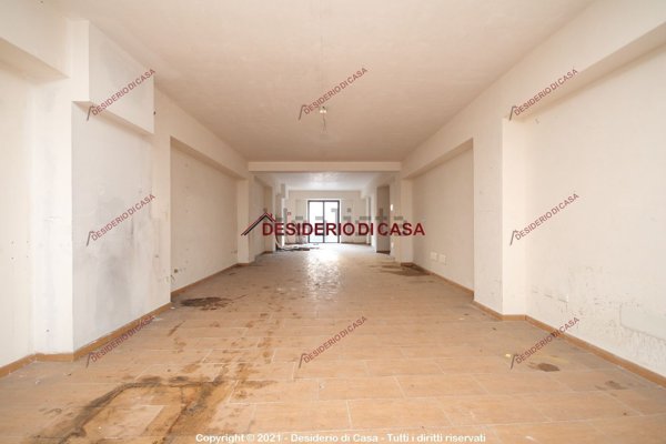 locale commerciale in affitto a Termini Imerese