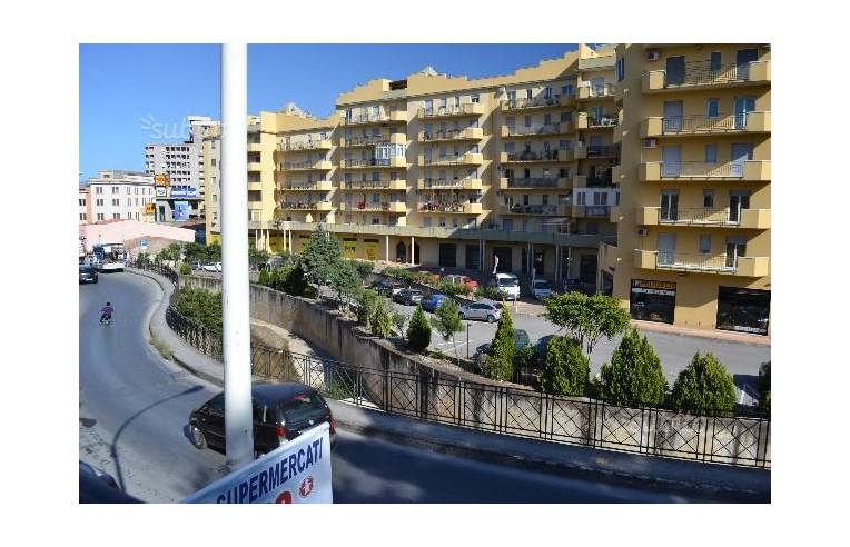 locale commerciale in affitto a Termini Imerese