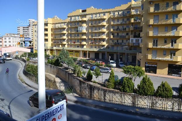 locale commerciale in affitto a Termini Imerese