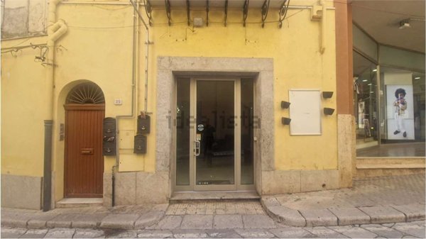 locale commerciale in affitto a Termini Imerese