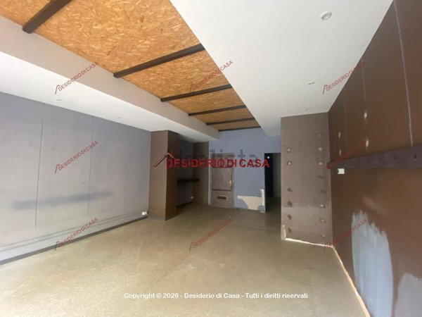 locale commerciale in affitto a Termini Imerese
