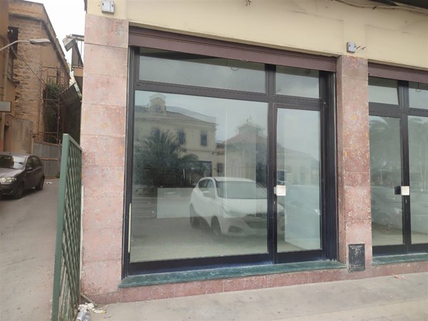 negozio in affitto a Termini Imerese