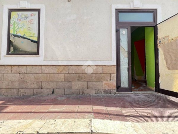 negozio in affitto a Terrasini