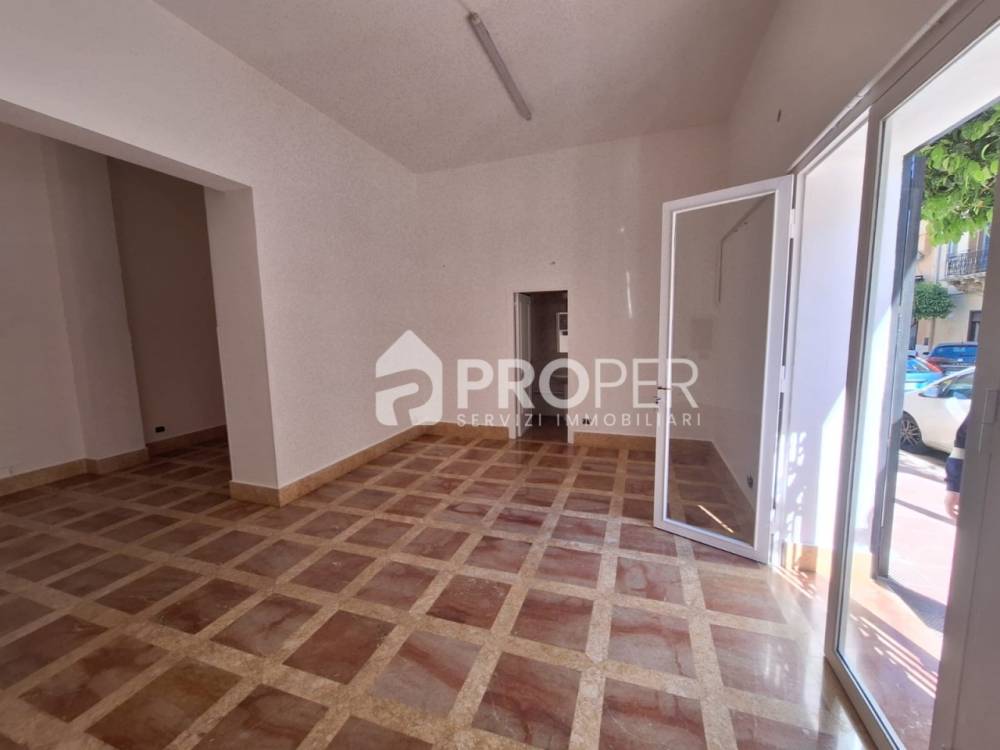 negozio in affitto a Terrasini