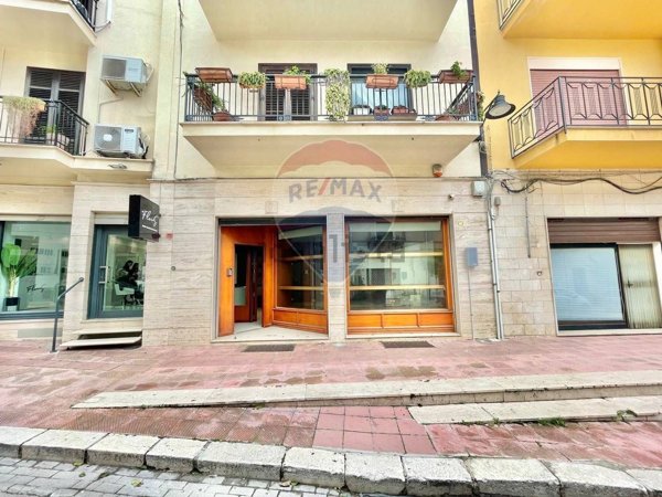 locale commerciale in affitto a Terrasini