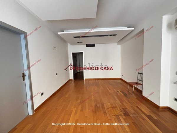 locale commerciale in affitto a Terrasini