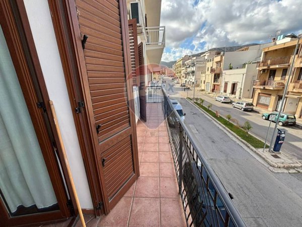 casa indipendente in affitto a Terrasini