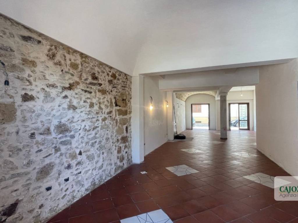 negozio in affitto a Terrasini