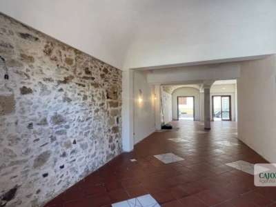negozio in affitto a Terrasini