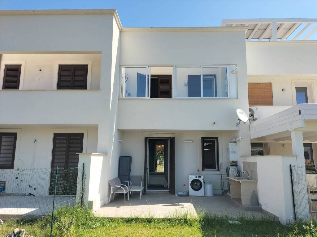 casa indipendente in affitto a Terrasini in zona Cala Rossa