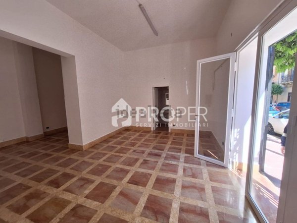 locale commerciale in affitto a Terrasini