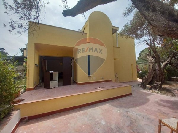 casa indipendente in affitto a Terrasini in zona Cala Rossa