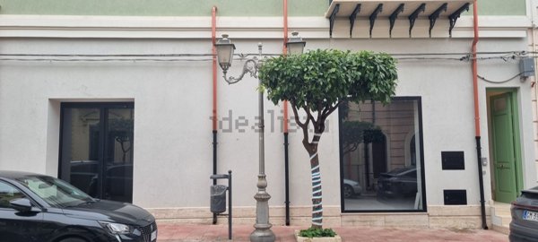 locale commerciale in affitto a Terrasini