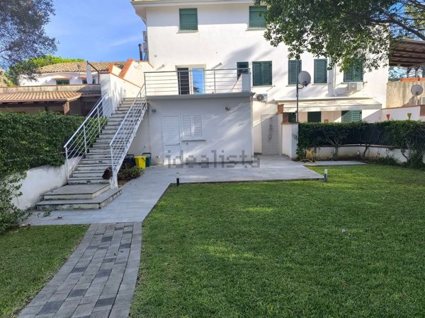 casa indipendente in affitto a Terrasini in zona Città del Mare/Perla del Golfo