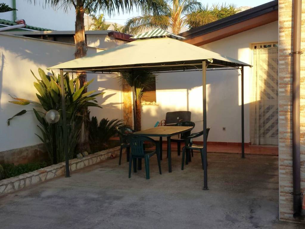 appartamento in affitto a Terrasini