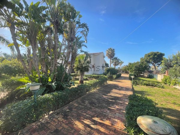 casa indipendente in affitto a Terrasini