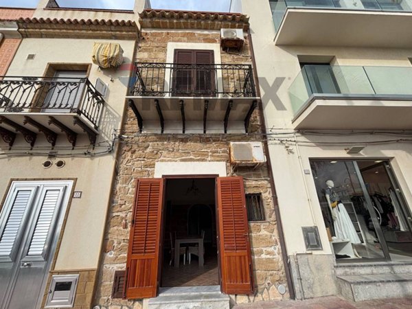 casa indipendente in affitto a Terrasini