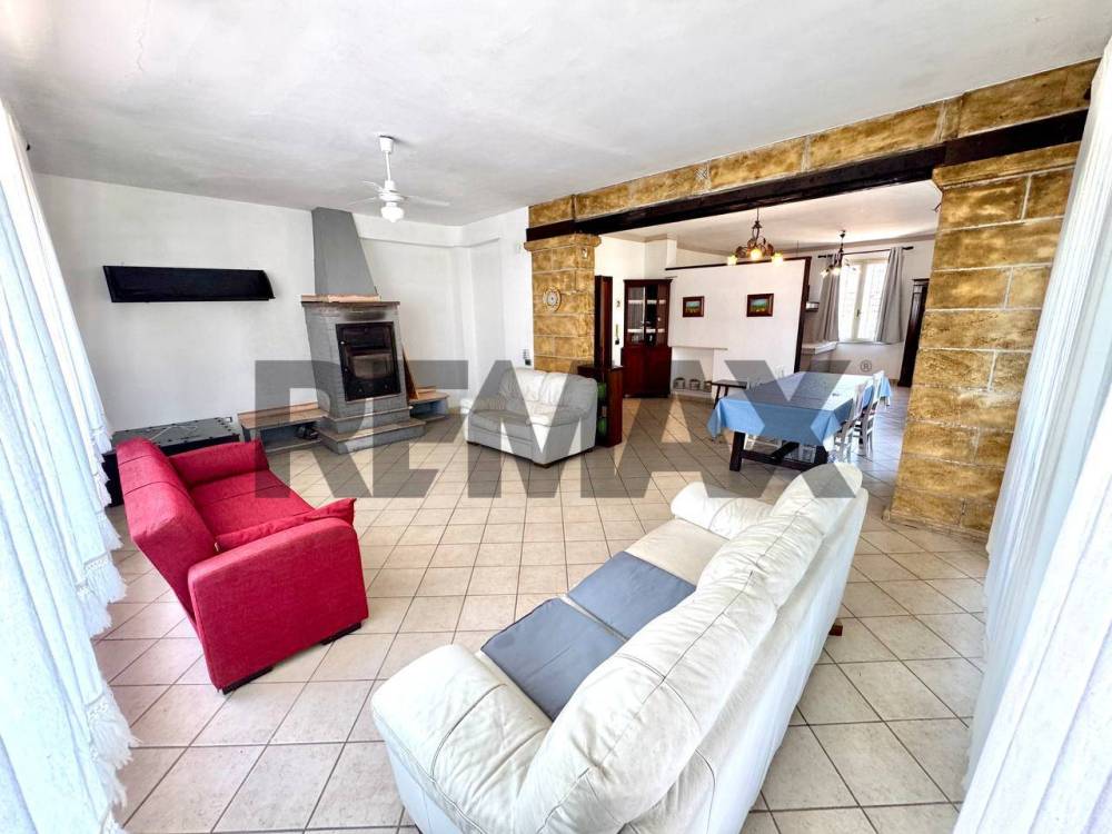 appartamento in affitto a Terrasini in zona Cala Rossa