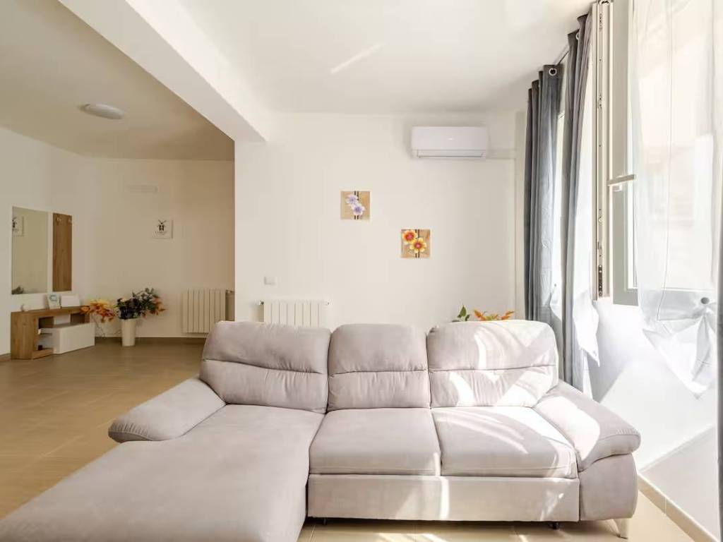 appartamento in affitto a Terrasini in zona Cala Rossa