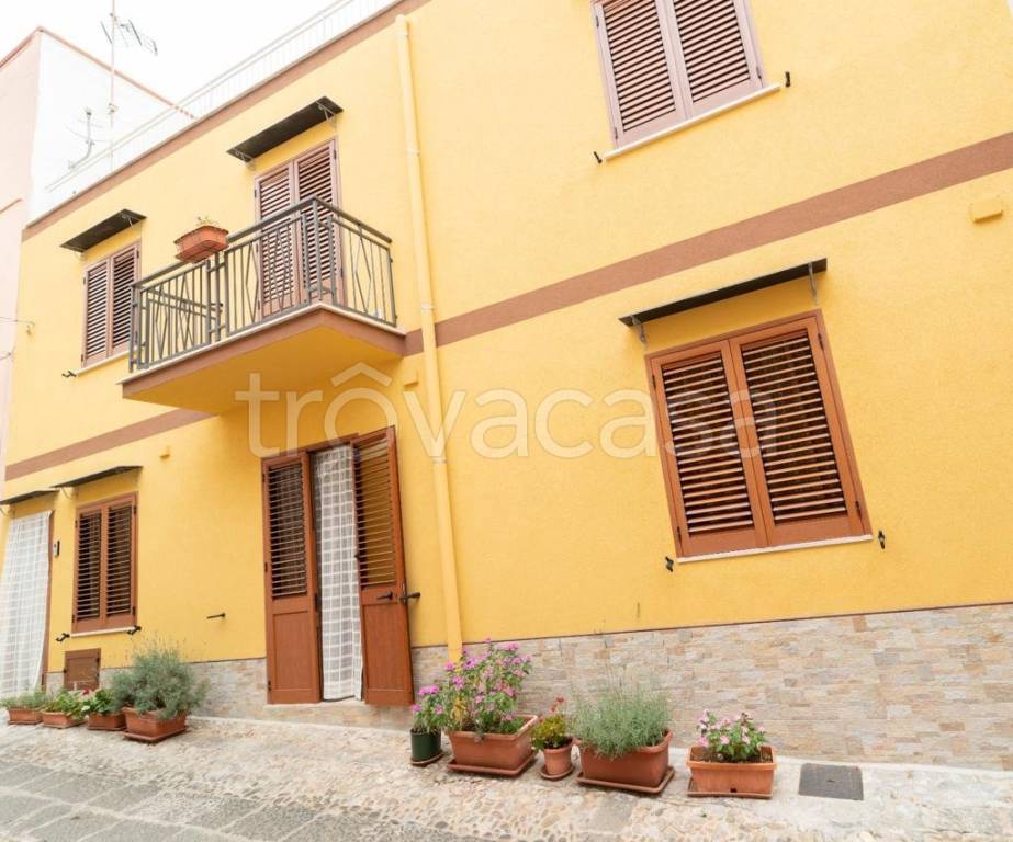 appartamento in affitto ad Ustica