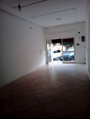 negozio in affitto a Villabate