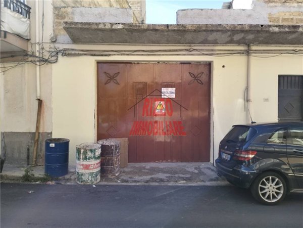 locale di sgombero in affitto a Villabate