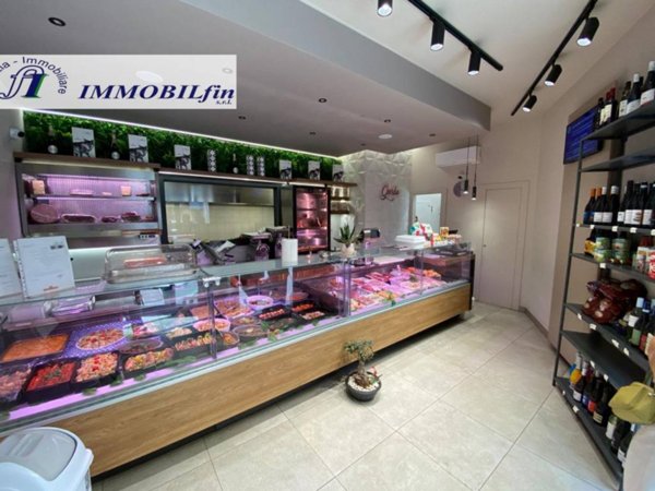 locale commerciale in affitto a Villabate