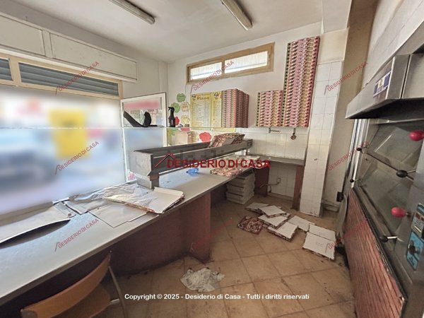 locale commerciale in affitto a Villabate