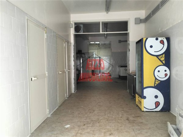 locale commerciale in affitto a Villabate