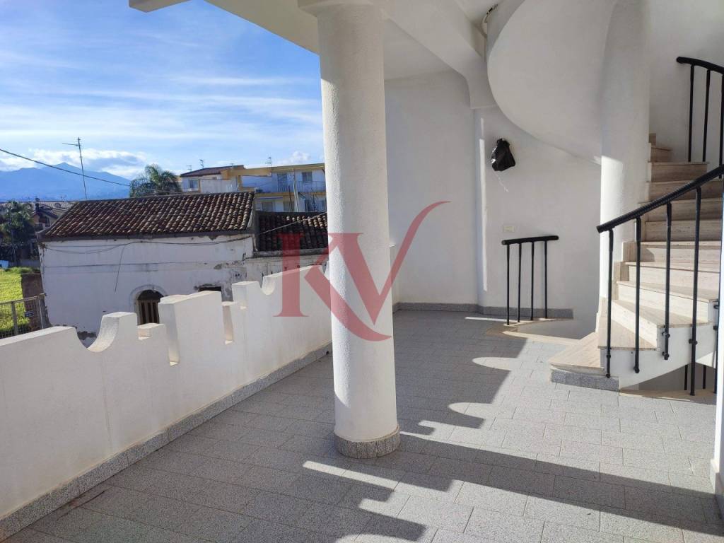 appartamento in affitto a Barcellona Pozzo di Gotto in zona Calderà/Spine Sante