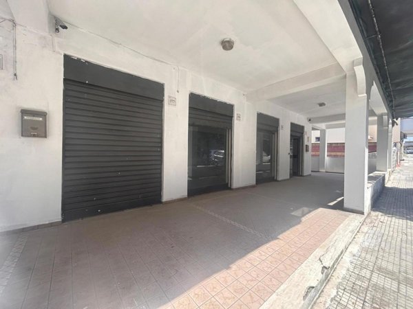 locale commerciale in affitto a Barcellona Pozzo di Gotto